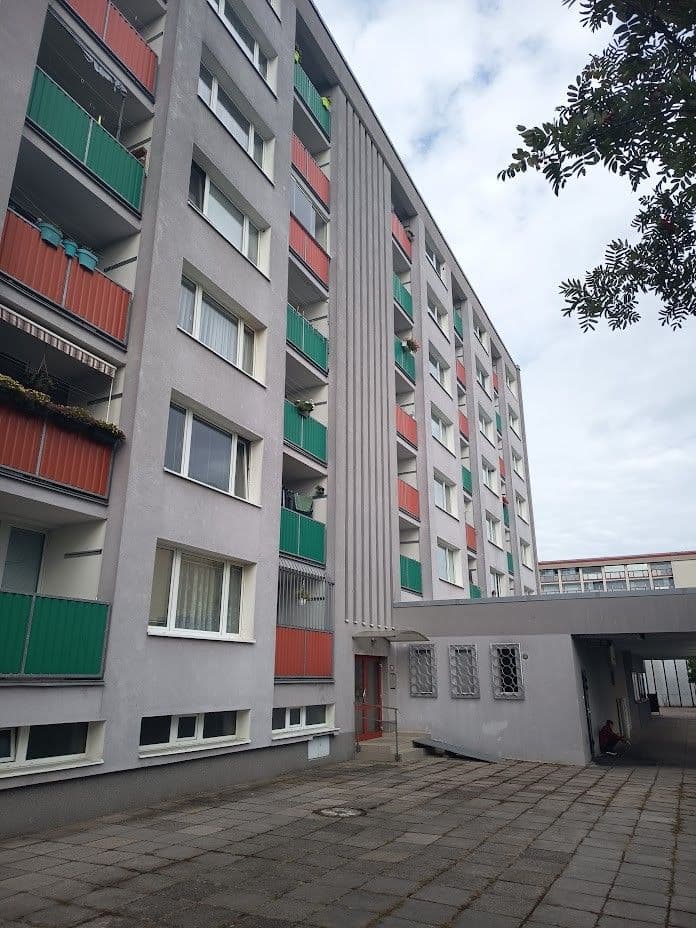 Prenájom bytu 2-izbový 56 m², Moskevská, Kladno, Středočeský kraj Prenájom bytu 2-izbový 56 m², Moskevská, Kladno, Středočeský kraj