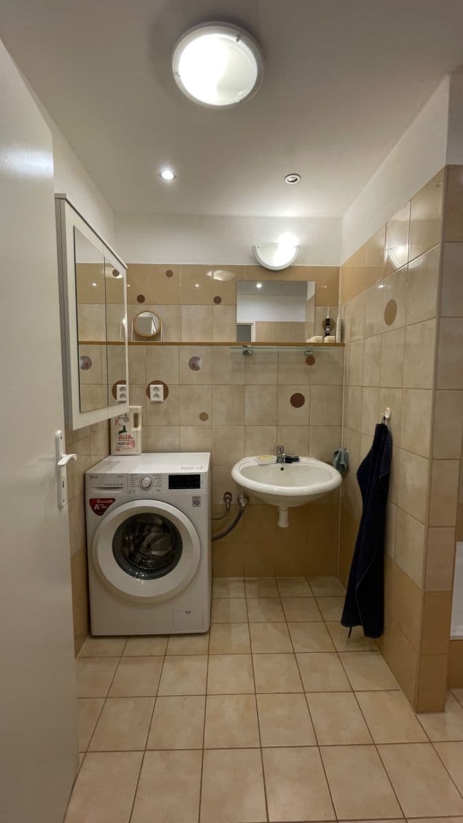 Predaj bytu 2-izbový 58 m², Řešovská, Praha, Praha Predaj bytu 2-izbový 58 m², Řešovská, Praha, Praha