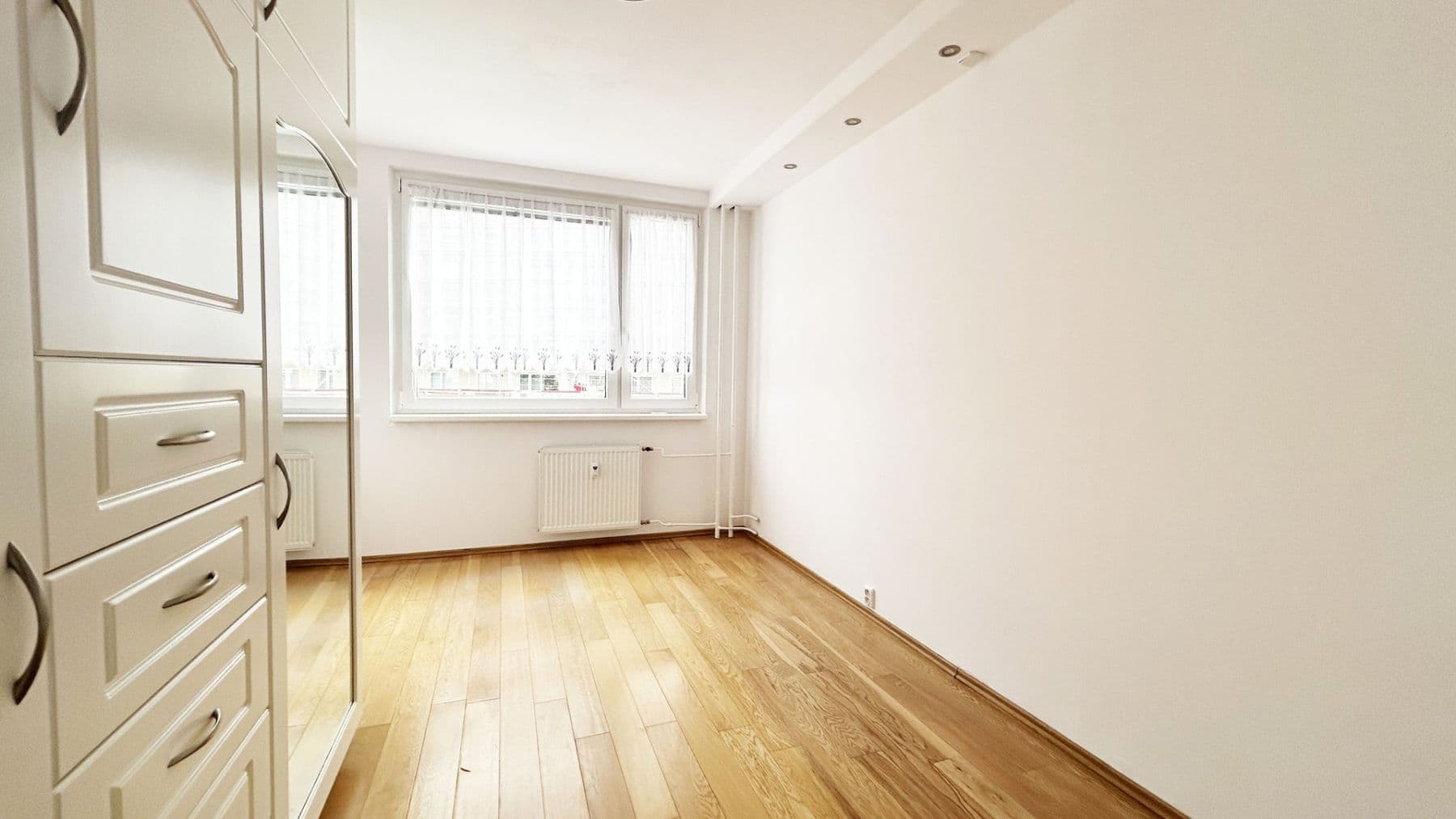 Prenájom bytu 3-izbový 69 m², Machatého, Praha, Praha Prenájom bytu 3-izbový 69 m², Machatého, Praha, Praha
