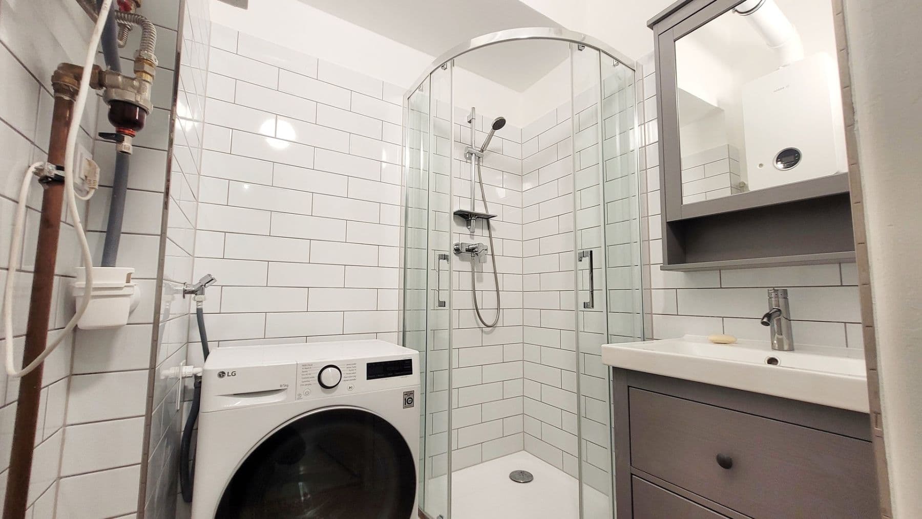 Prenájom bytu 2-izbový 45 m², Kolbenova, Praha, Praha Prenájom bytu 2-izbový 45 m², Kolbenova, Praha, Praha