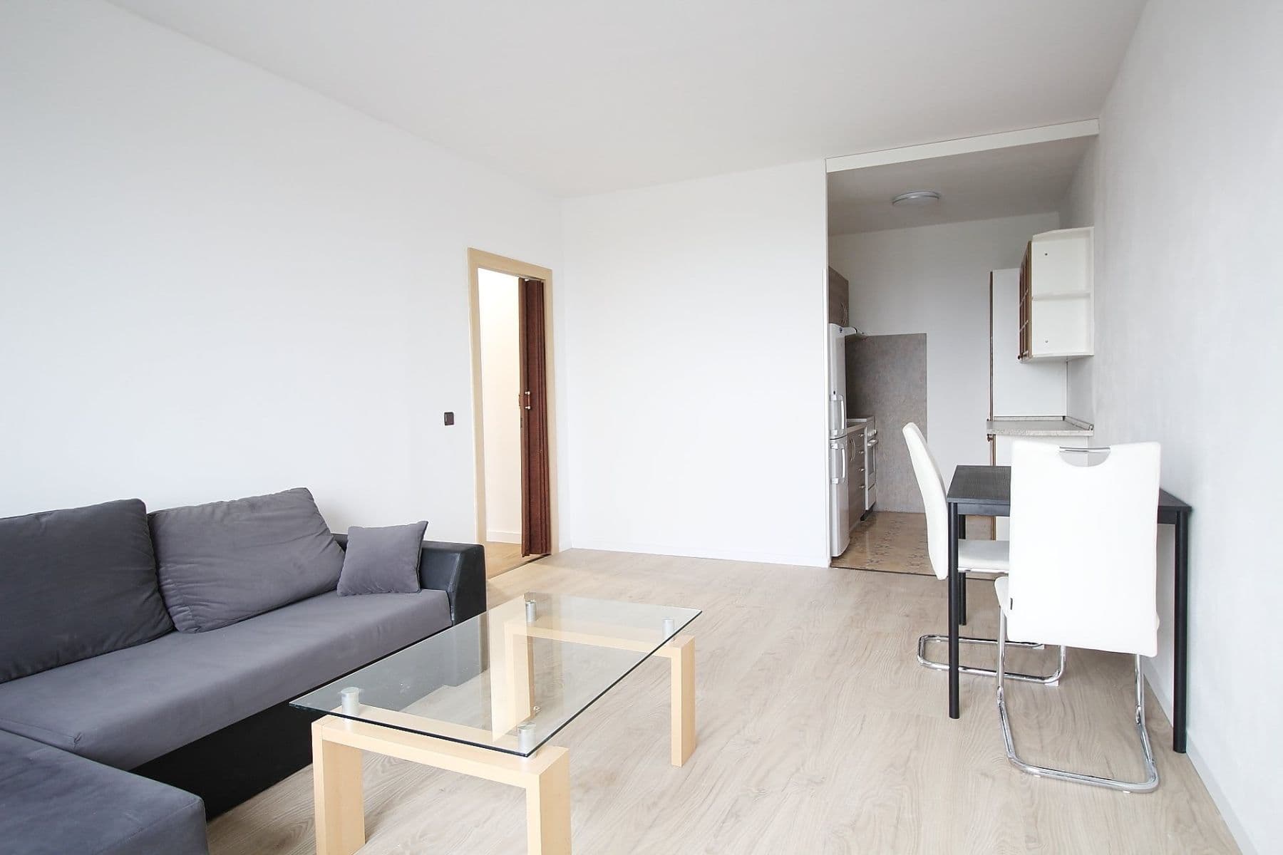 Prenájom bytu 2-izbový 42 m², sídl. U Cukrovaru, Kralupy nad Vltavou, Středočeský kraj Prenájom bytu 2-izbový 42 m², sídl. U Cukrovaru, Kralupy nad Vltavou, Středočeský kraj