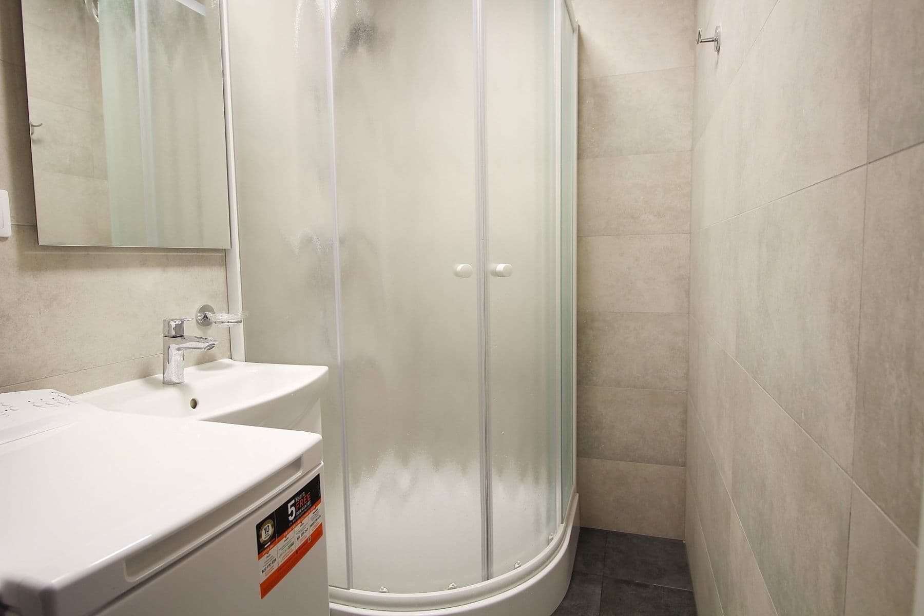 Prenájom bytu 2-izbový 42 m², sídl. U Cukrovaru, Kralupy nad Vltavou, Středočeský kraj Prenájom bytu 2-izbový 42 m², sídl. U Cukrovaru, Kralupy nad Vltavou, Středočeský kraj