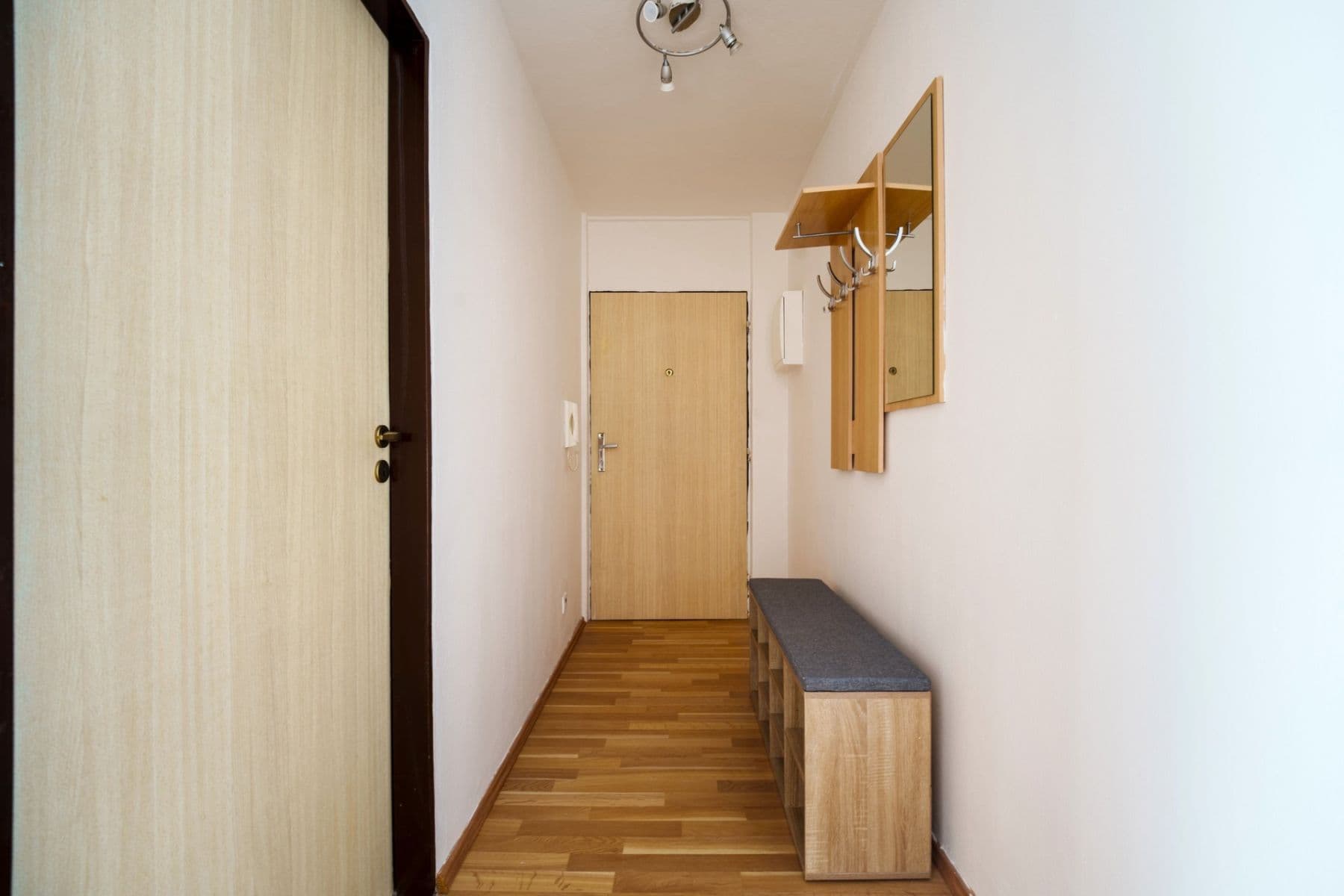 Prenájom bytu 3-izbový 68 m², Mírová, Milovice, Středočeský kraj Prenájom bytu 3-izbový 68 m², Mírová, Milovice, Středočeský kraj