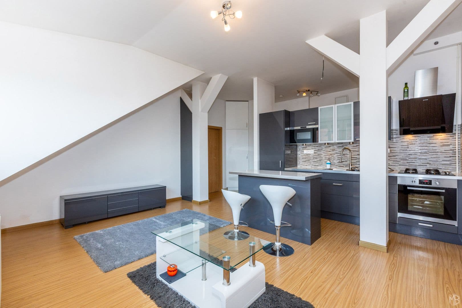 Prenájom bytu 2-izbový 57 m², Černokostelecká, Praha, Praha Prenájom bytu 2-izbový 57 m², Černokostelecká, Praha, Praha