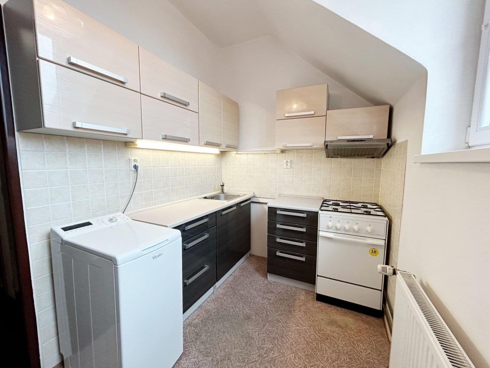 Prenájom bytu 2-izbový 41 m², Bratří Čapků, Příbram, Středočeský kraj Prenájom bytu 2-izbový 41 m², Bratří Čapků, Příbram, Středočeský kraj