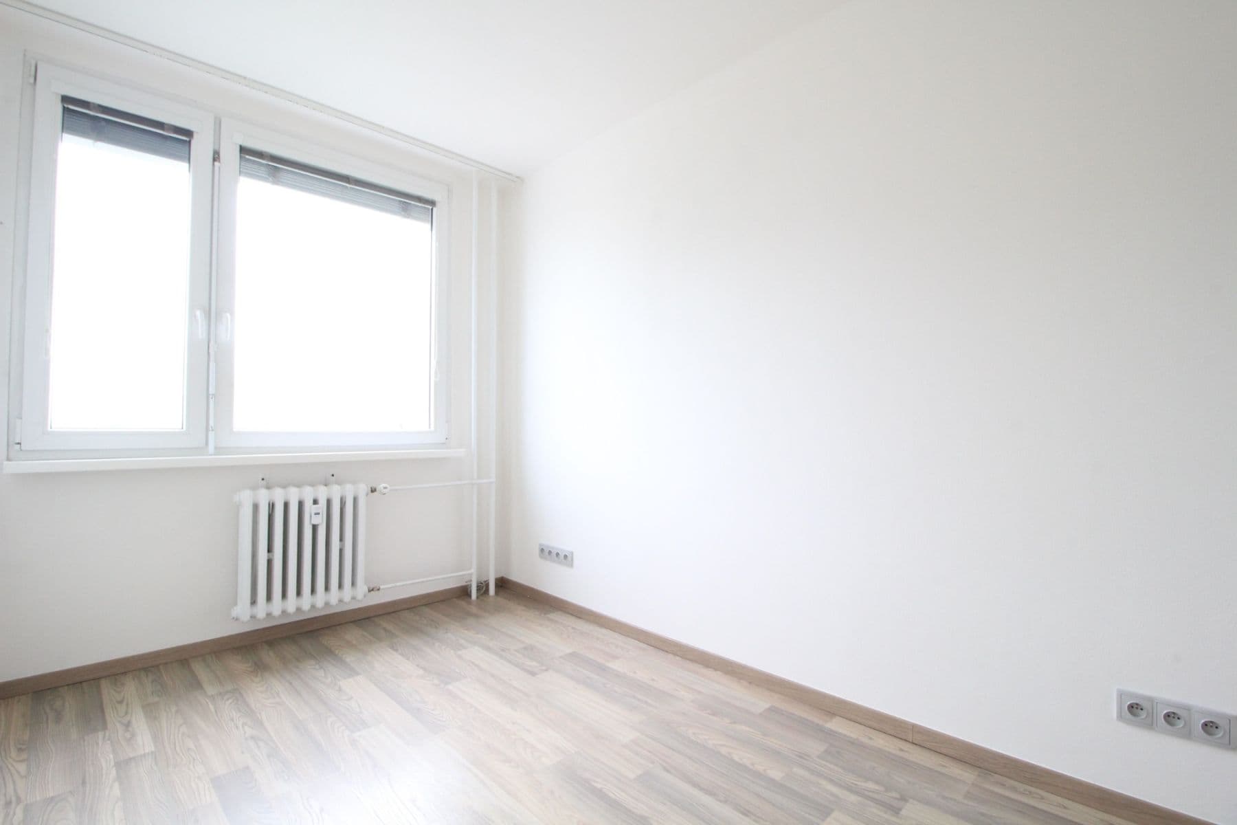 Prenájom bytu 3-izbový 58 m², Cafourkova, Praha, Praha Prenájom bytu 3-izbový 58 m², Cafourkova, Praha, Praha