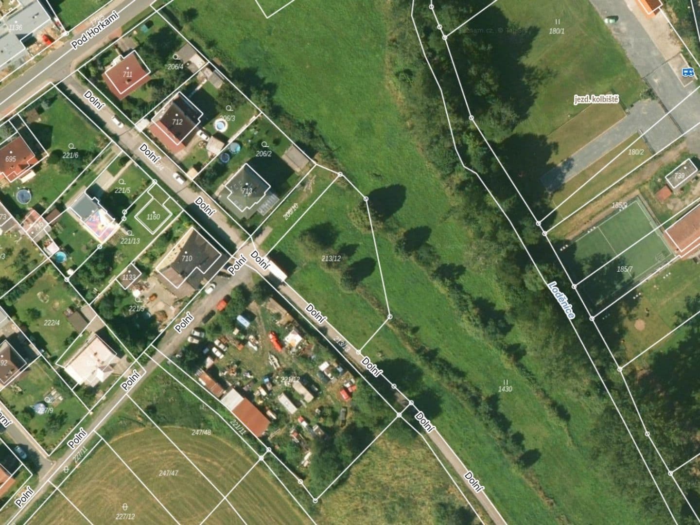 Predaj pozemku 1.306 m², Kamenné Žehrovice, Středočeský kraj Predaj pozemku 1.306 m², Kamenné Žehrovice, Středočeský kraj