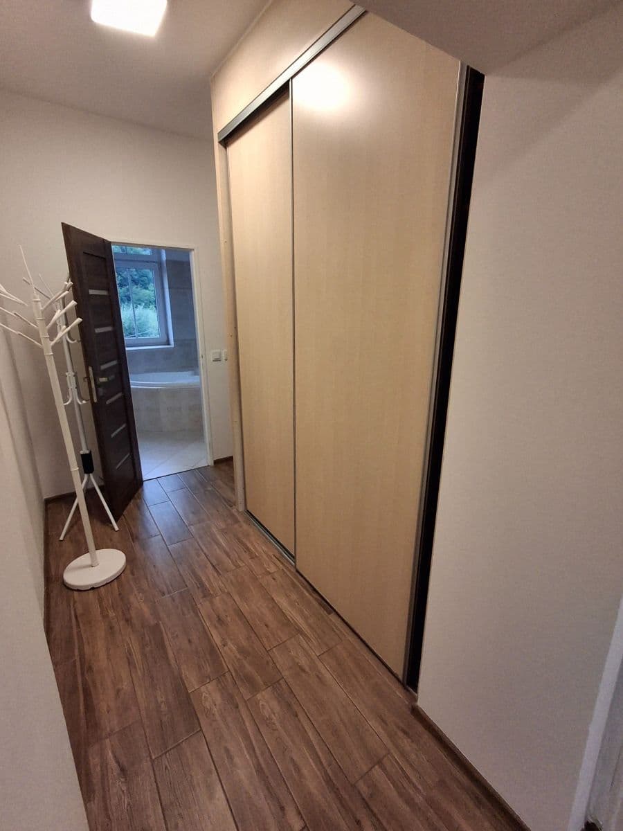 Prenájom bytu 3-izbový 84 m², Na Výsluní, Nový Jičín, Moravskoslezský kraj Prenájom bytu 3-izbový 84 m², Na Výsluní, Nový Jičín, Moravskoslezský kraj
