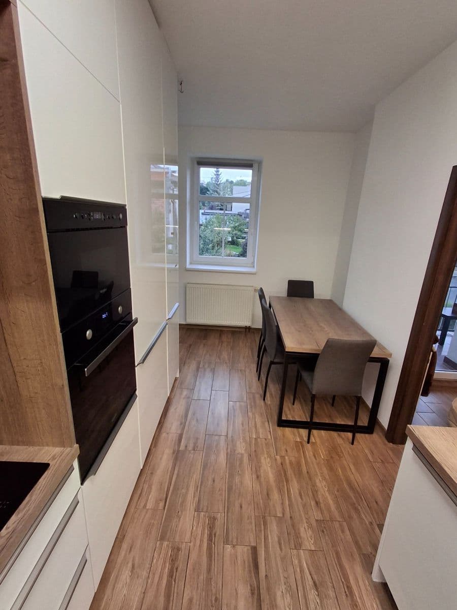 Prenájom bytu 3-izbový 84 m², Na Výsluní, Nový Jičín, Moravskoslezský kraj Prenájom bytu 3-izbový 84 m², Na Výsluní, Nový Jičín, Moravskoslezský kraj