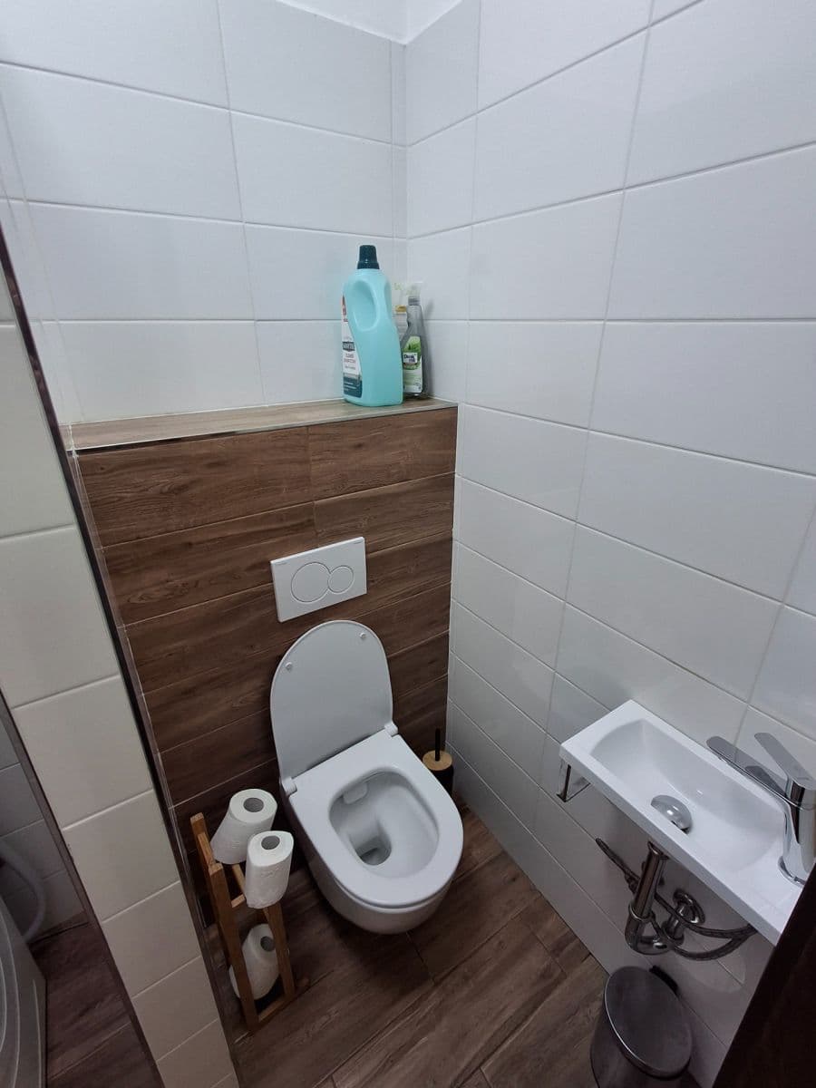 Prenájom bytu 3-izbový 84 m², Na Výsluní, Nový Jičín, Moravskoslezský kraj Prenájom bytu 3-izbový 84 m², Na Výsluní, Nový Jičín, Moravskoslezský kraj