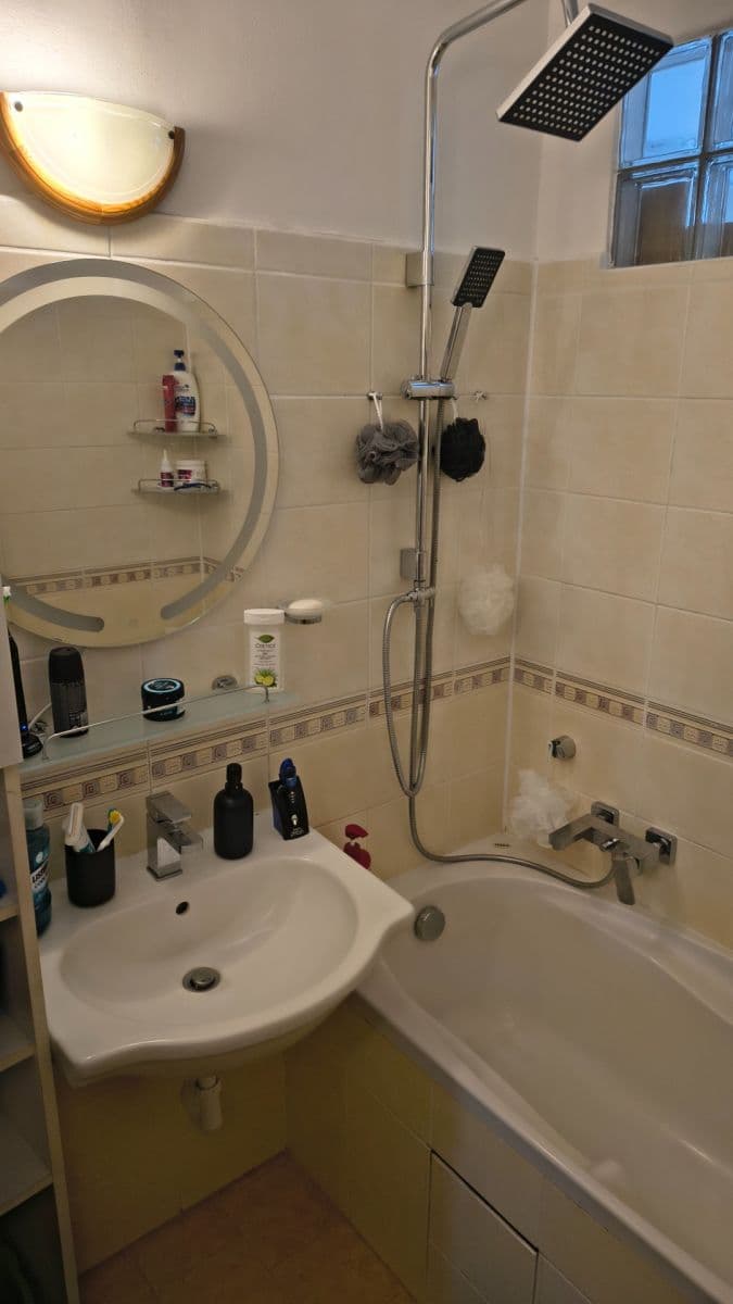 Predaj bytu 2-izbový 54 m², Hany Kvapilové, Jihlava, Kraj Vysočina Predaj bytu 2-izbový 54 m², Hany Kvapilové, Jihlava, Kraj Vysočina