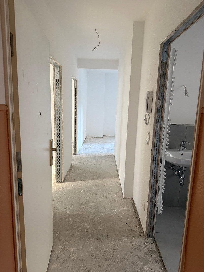 Prenájom bytu 3-izbový 46 m², Metzer Straße 11, Köln, Severné Porýnie - Westfálsko Prenájom bytu 3-izbový 46 m², Metzer Straße 11, Köln, Severné Porýnie - Westfálsko