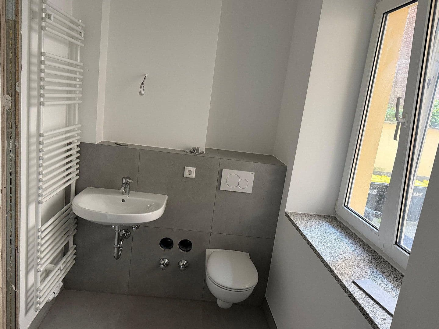 Prenájom bytu 3-izbový 46 m², Metzer Straße 11, Köln, Severné Porýnie - Westfálsko Prenájom bytu 3-izbový 46 m², Metzer Straße 11, Köln, Severné Porýnie - Westfálsko