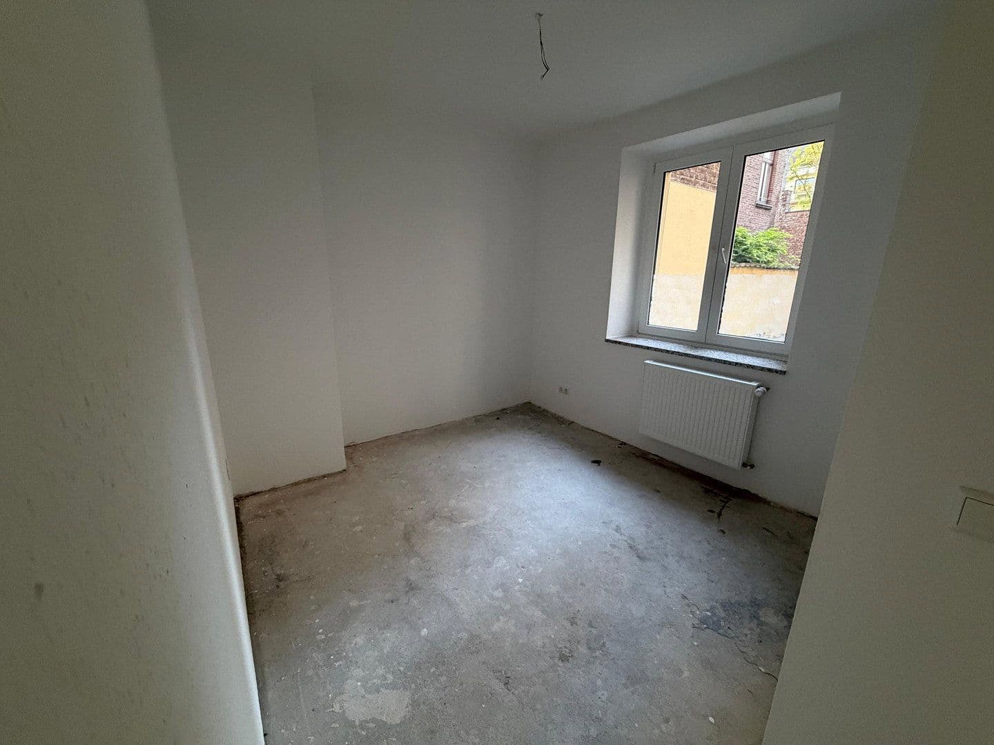 Prenájom bytu 3-izbový 46 m², Metzer Straße 11, Köln, Severné Porýnie - Westfálsko Prenájom bytu 3-izbový 46 m², Metzer Straße 11, Köln, Severné Porýnie - Westfálsko