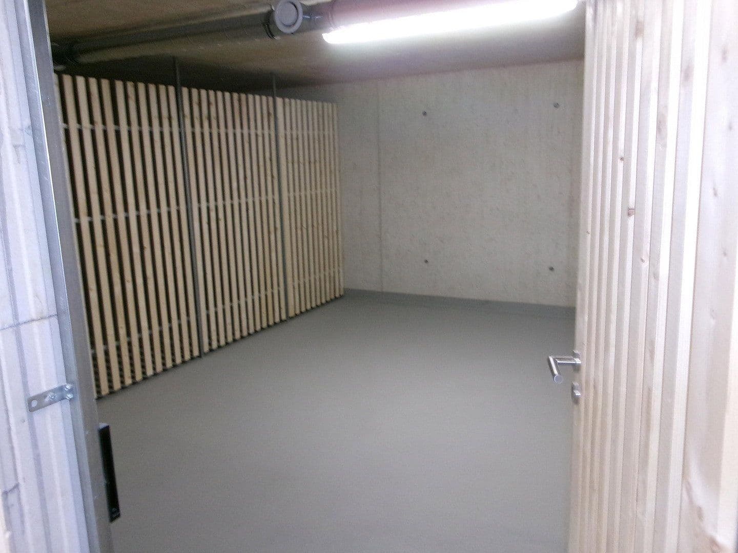 Prenájom bytu 4-izbový 140 m², Köln, Severné Porýnie - Westfálsko Prenájom bytu 4-izbový 140 m², Köln, Severné Porýnie - Westfálsko