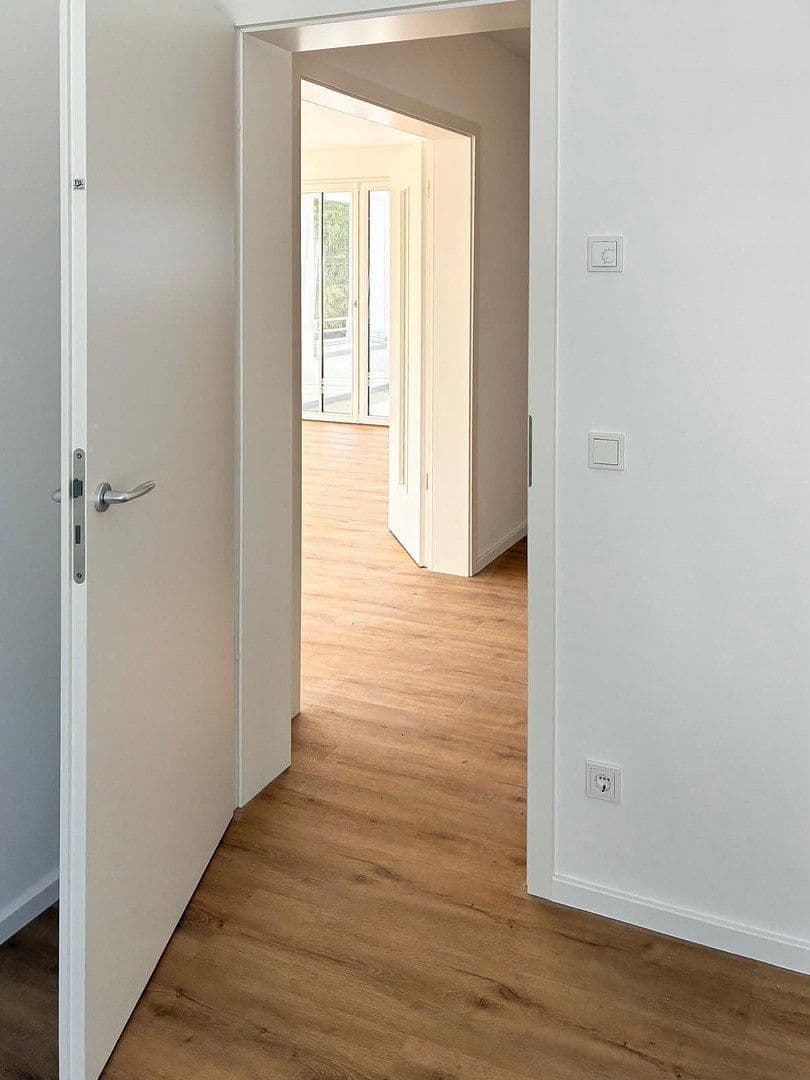 Prenájom bytu 4-izbový 140 m², Köln, Severné Porýnie - Westfálsko Prenájom bytu 4-izbový 140 m², Köln, Severné Porýnie - Westfálsko