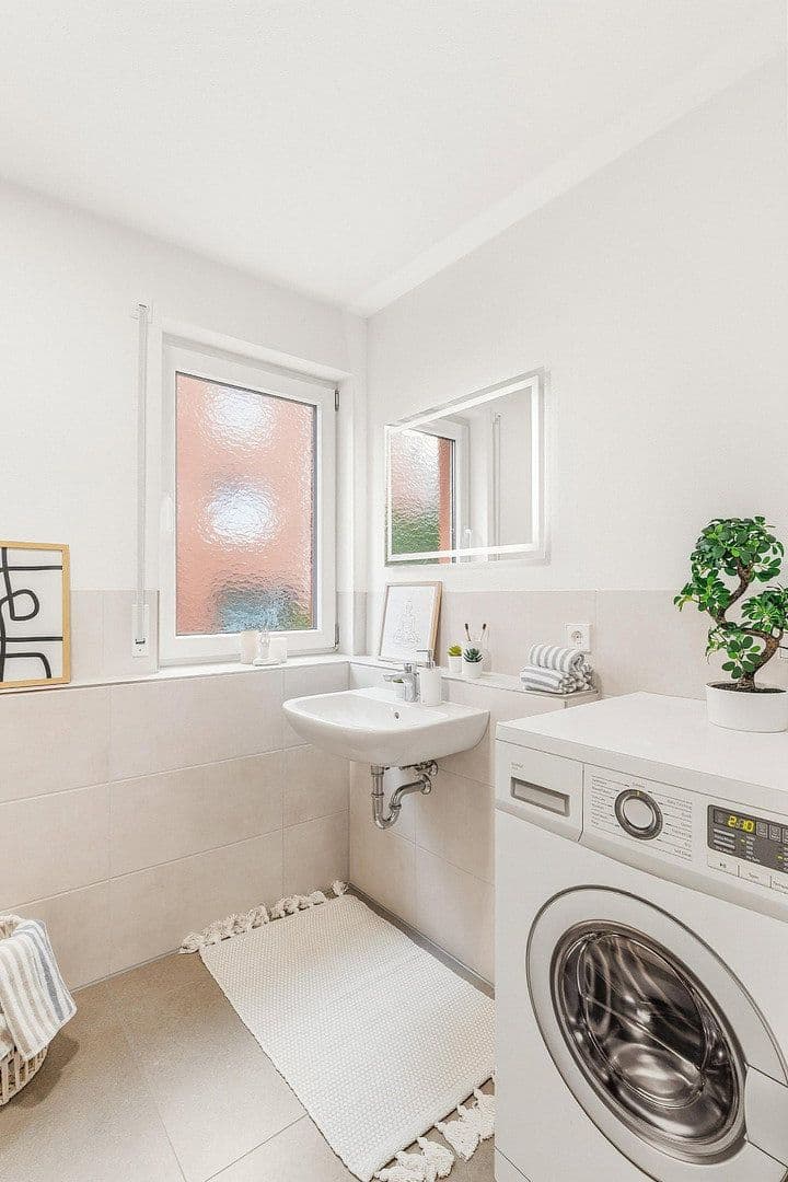 Predaj bytu 2-izbový 58 m², Reutlingen, Bádensko-Wurttembersko Predaj bytu 2-izbový 58 m², Reutlingen, Bádensko-Wurttembersko