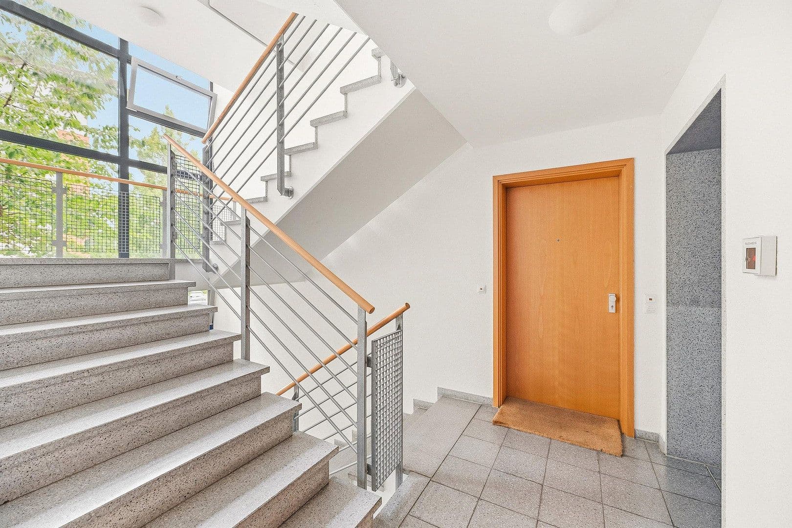 Predaj bytu 2-izbový 58 m², Reutlingen, Bádensko-Wurttembersko Predaj bytu 2-izbový 58 m², Reutlingen, Bádensko-Wurttembersko