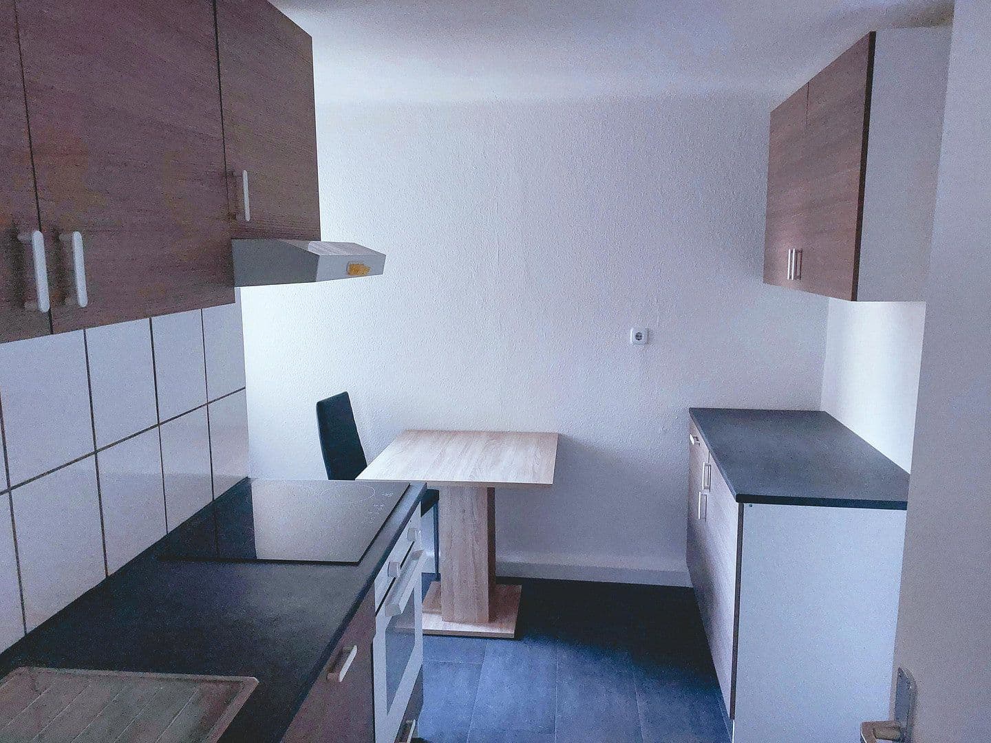 Prenájom bytu 1-izbový 20 m², Heilbronn, Bádensko-Wurttembersko Prenájom bytu 1-izbový 20 m², Heilbronn, Bádensko-Wurttembersko