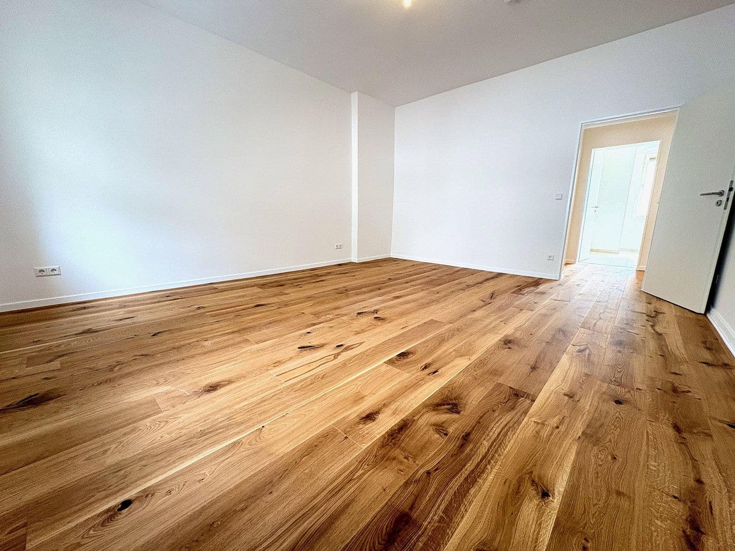 Predaj bytu 2-izbový 58 m², Fehrbellinerstraße 26, Berlin, Berlín Predaj bytu 2-izbový 58 m², Fehrbellinerstraße 26, Berlin, Berlín