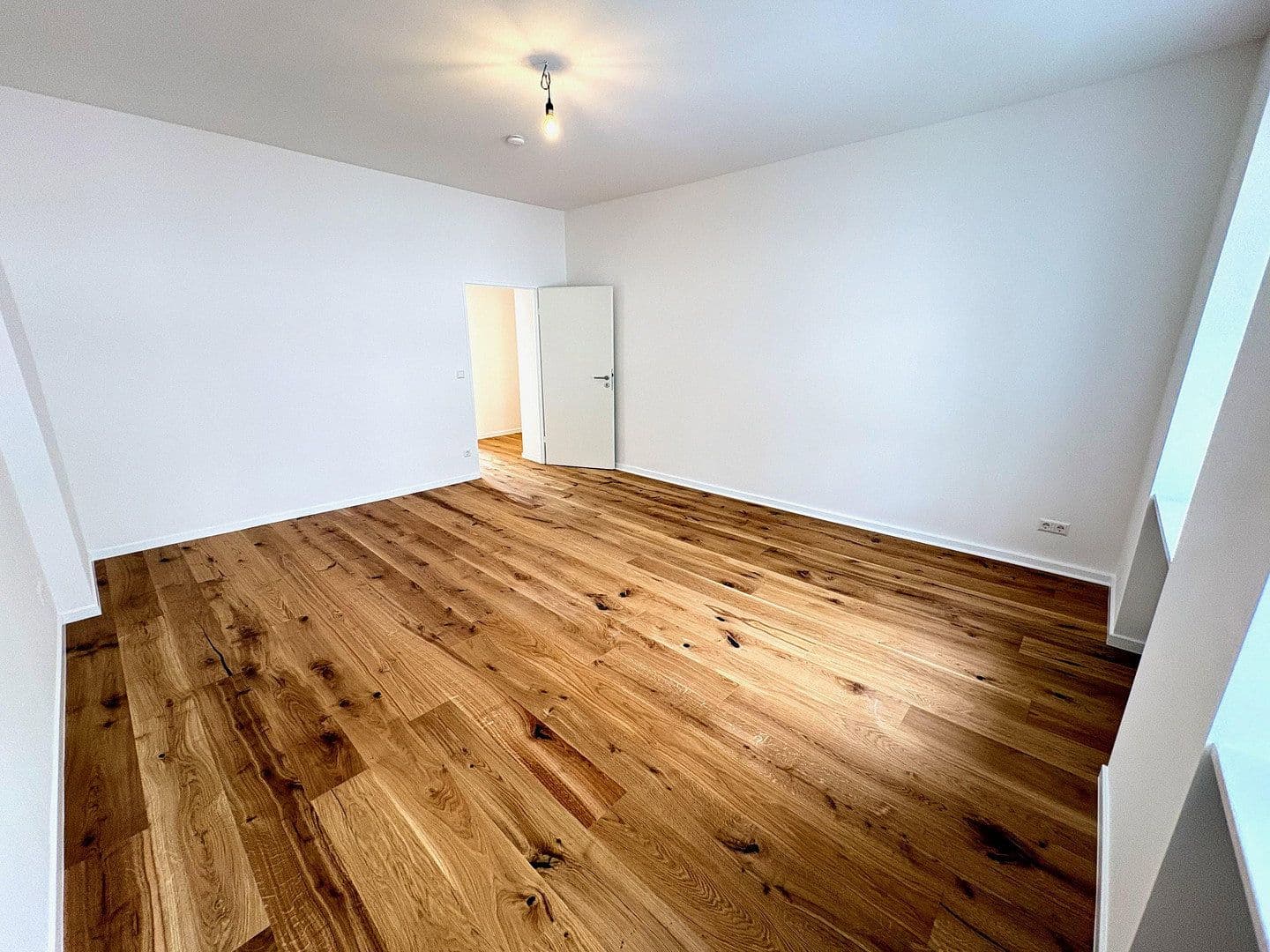 Predaj bytu 2-izbový 58 m², Fehrbellinerstraße 26, Berlin, Berlín Predaj bytu 2-izbový 58 m², Fehrbellinerstraße 26, Berlin, Berlín