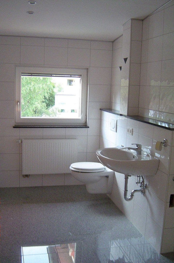 Prenájom bytu 2-izbový 72 m², Curfeßstraße 33, Aalen, Bádensko-Wurttembersko Prenájom bytu 2-izbový 72 m², Curfeßstraße 33, Aalen, Bádensko-Wurttembersko