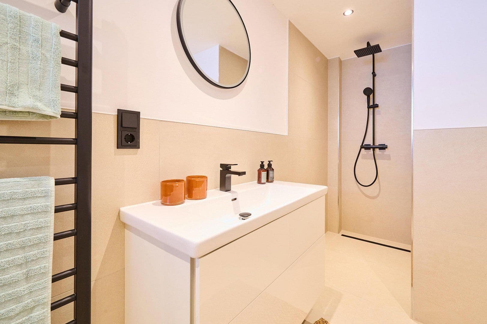 Predaj bytu 3-izbový 76 m², Frankenstr.82, Essen, Severné Porýnie - Westfálsko Predaj bytu 3-izbový 76 m², Frankenstr.82, Essen, Severné Porýnie - Westfálsko