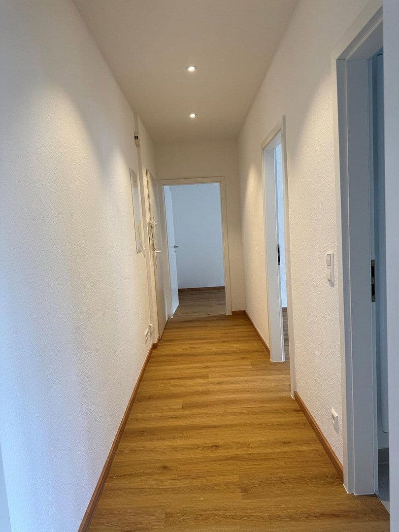 Prenájom bytu 2-izbový 70 m², Emil-Heckel-Straße 12, Mannheim, Bádensko-Wurttembersko Prenájom bytu 2-izbový 70 m², Emil-Heckel-Straße 12, Mannheim, Bádensko-Wurttembersko