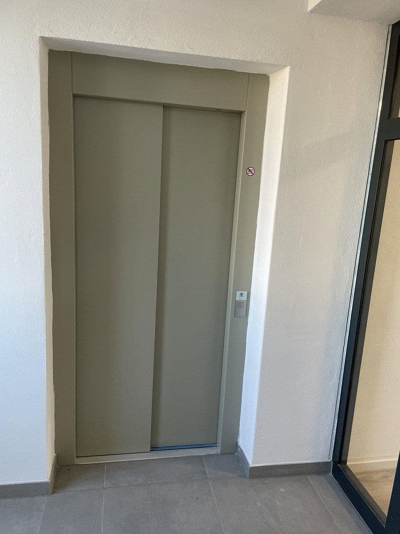 Predaj kancelárie 1.523 m², Baumgartenstraße 7, Vilsbiburg, Bavorsko Predaj kancelárie 1.523 m², Baumgartenstraße 7, Vilsbiburg, Bavorsko
