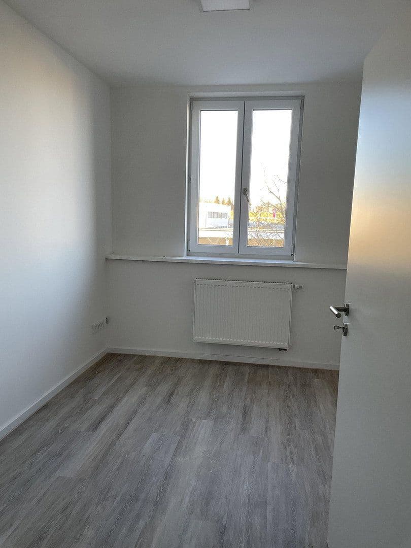 Predaj kancelárie 1.523 m², Baumgartenstraße 7, Vilsbiburg, Bavorsko Predaj kancelárie 1.523 m², Baumgartenstraße 7, Vilsbiburg, Bavorsko