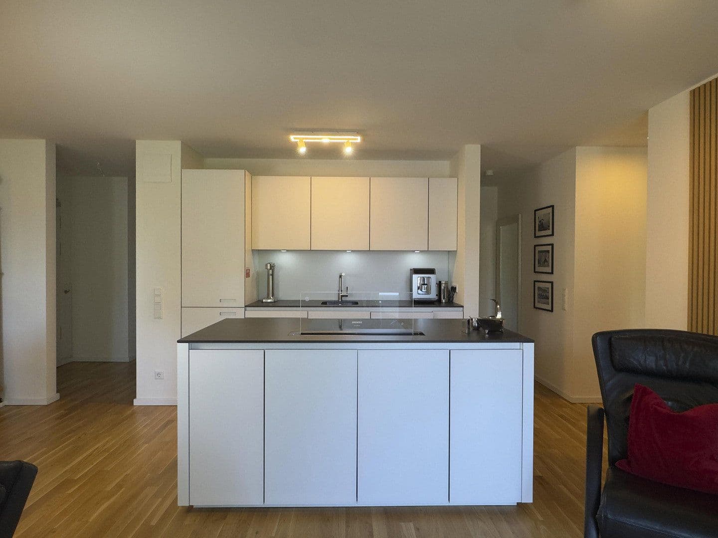 Predaj bytu 3-izbový 95 m², Metzendorfer Weg 9, Hamburg, Hamburg Predaj bytu 3-izbový 95 m², Metzendorfer Weg 9, Hamburg, Hamburg