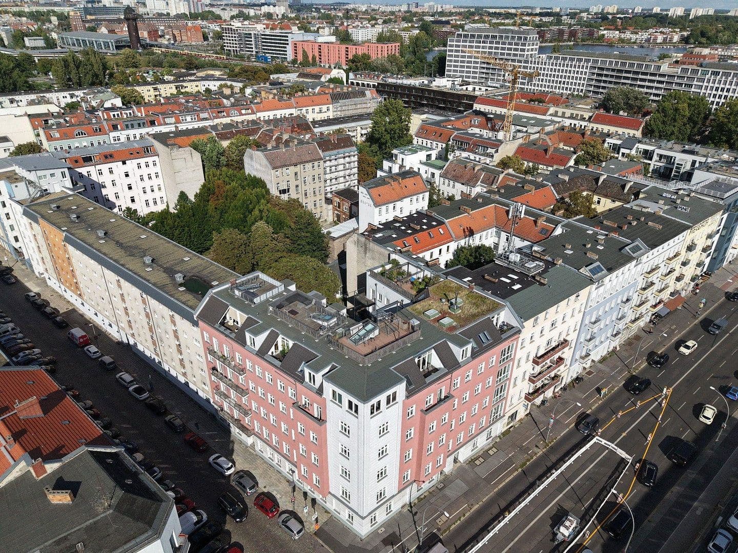Predaj bytu 4-izbový 107 m², Stralauer Allee 17f, Berlin, Berlín Predaj bytu 4-izbový 107 m², Stralauer Allee 17f, Berlin, Berlín