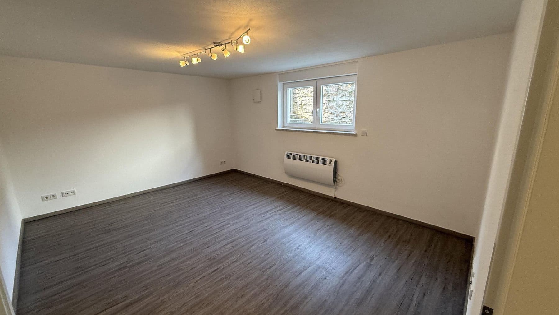 Predaj bytu 3-izbový 61 m², Nußloch, Bádensko-Wurttembersko Predaj bytu 3-izbový 61 m², Nußloch, Bádensko-Wurttembersko
