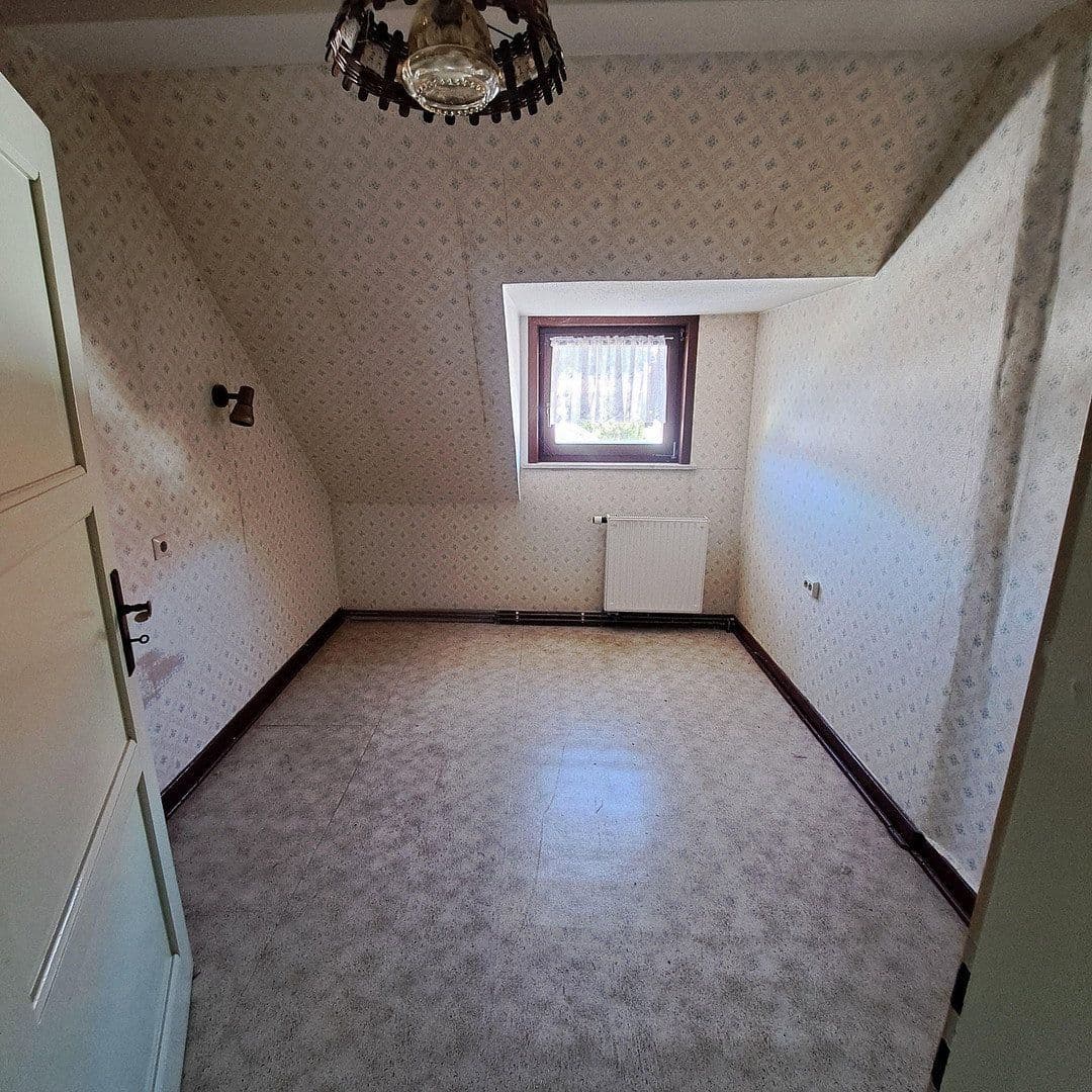 Predaj domu 195 m², pozemok 787 m², Schmalkalden, Durínsko Predaj domu 195 m², pozemok 787 m², Schmalkalden, Durínsko