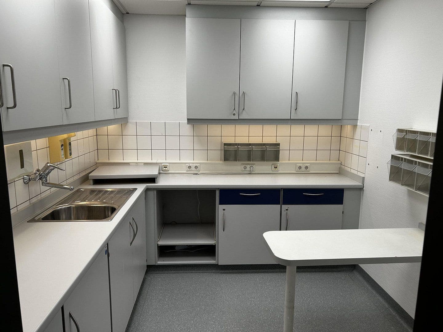 Prenájom kancelárie 294 m², Melkendorferstraße 8, Kulmbach, Bavorsko Prenájom kancelárie 294 m², Melkendorferstraße 8, Kulmbach, Bavorsko