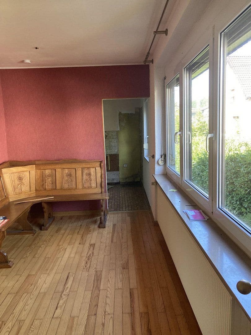 Predaj domu 149 m², pozemok 2.234 m², Dillinger Straße 22, Nalbach, Sársko Predaj domu 149 m², pozemok 2.234 m², Dillinger Straße 22, Nalbach, Sársko