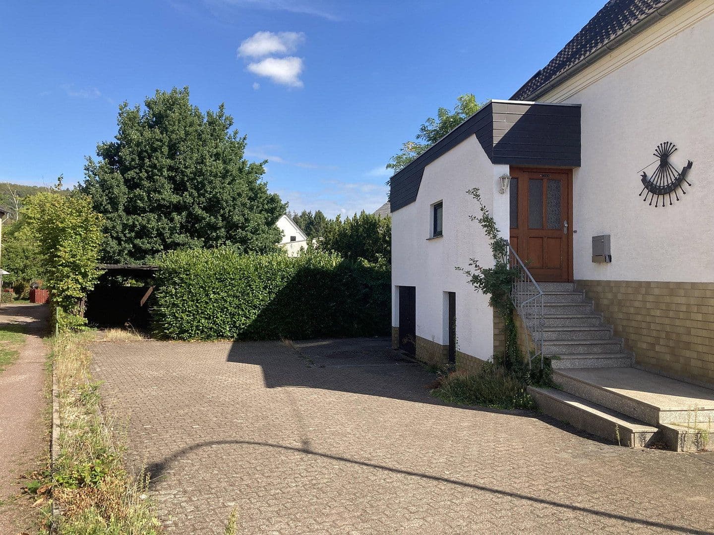 Predaj domu 149 m², pozemok 2.234 m², Dillinger Straße 22, Nalbach, Sársko Predaj domu 149 m², pozemok 2.234 m², Dillinger Straße 22, Nalbach, Sársko