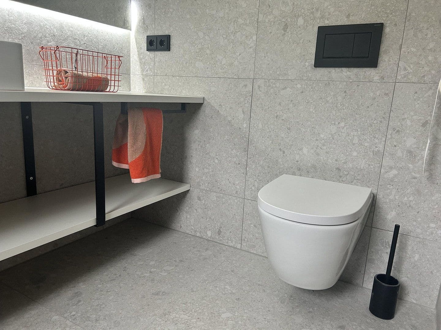 Prenájom bytu 2-izbový 50 m², Zangberg, Bavorsko Prenájom bytu 2-izbový 50 m², Zangberg, Bavorsko