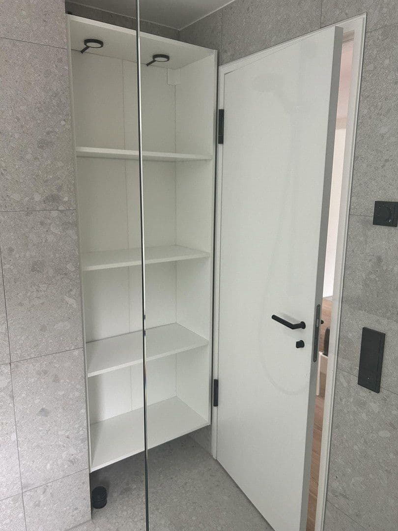 Prenájom bytu 2-izbový 50 m², Zangberg, Bavorsko Prenájom bytu 2-izbový 50 m², Zangberg, Bavorsko