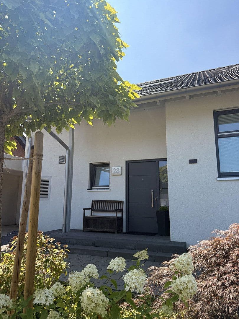 Predaj domu 193 m², pozemok 799 m², Velbert, Severné Porýnie - Westfálsko Predaj domu 193 m², pozemok 799 m², Velbert, Severné Porýnie - Westfálsko