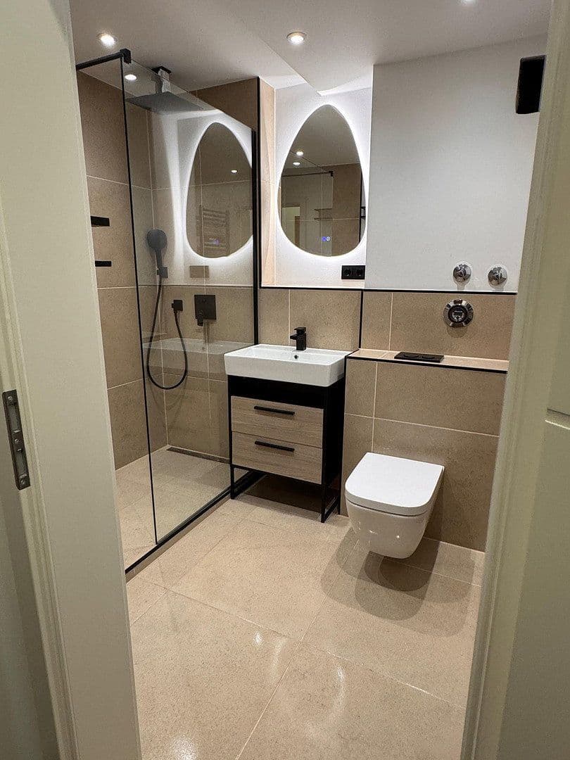 Predaj bytu 3-izbový 60 m², Düsseldorf, Severné Porýnie - Westfálsko Predaj bytu 3-izbový 60 m², Düsseldorf, Severné Porýnie - Westfálsko