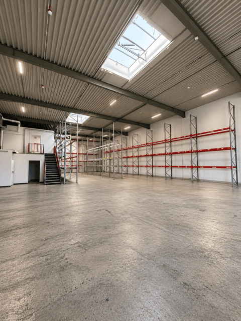 Prenájom nebytového priestoru 725 m², Industriestraße 8, Barsbüttel, Šlezvicko-Holštajnsko Prenájom nebytového priestoru 725 m², Industriestraße 8, Barsbüttel, Šlezvicko-Holštajnsko