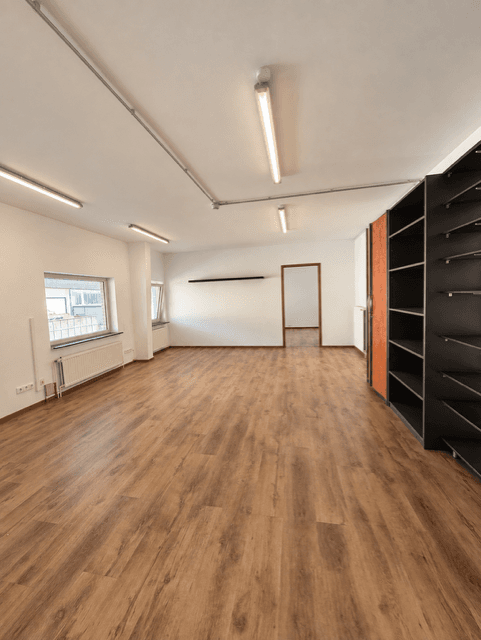 Prenájom nebytového priestoru 725 m², Industriestraße 8, Barsbüttel, Šlezvicko-Holštajnsko Prenájom nebytového priestoru 725 m², Industriestraße 8, Barsbüttel, Šlezvicko-Holštajnsko