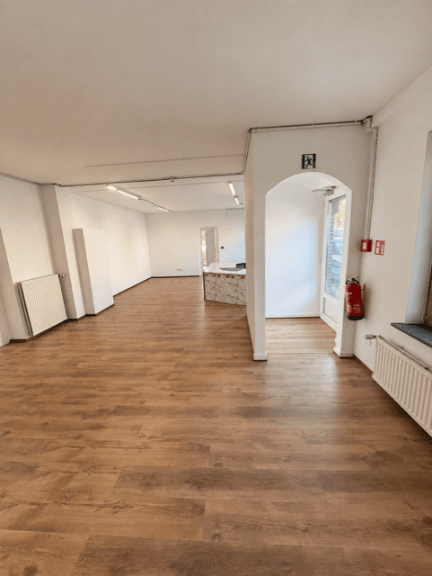 Prenájom nebytového priestoru 725 m², Industriestraße 8, Barsbüttel, Šlezvicko-Holštajnsko Prenájom nebytového priestoru 725 m², Industriestraße 8, Barsbüttel, Šlezvicko-Holštajnsko