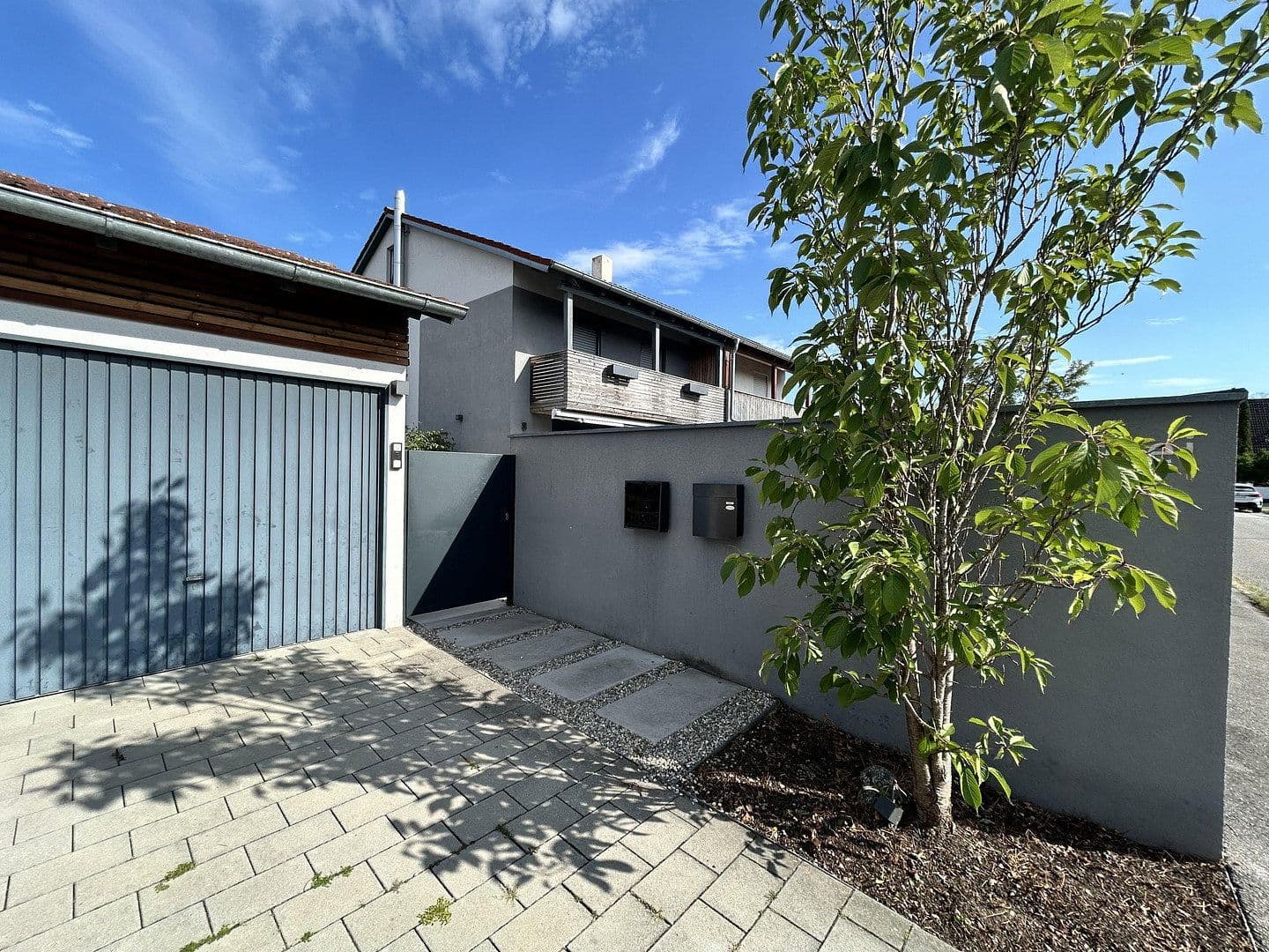 Prenájom domu 109 m², pozemok 355 m², Ampfing, Bavorsko Prenájom domu 109 m², pozemok 355 m², Ampfing, Bavorsko