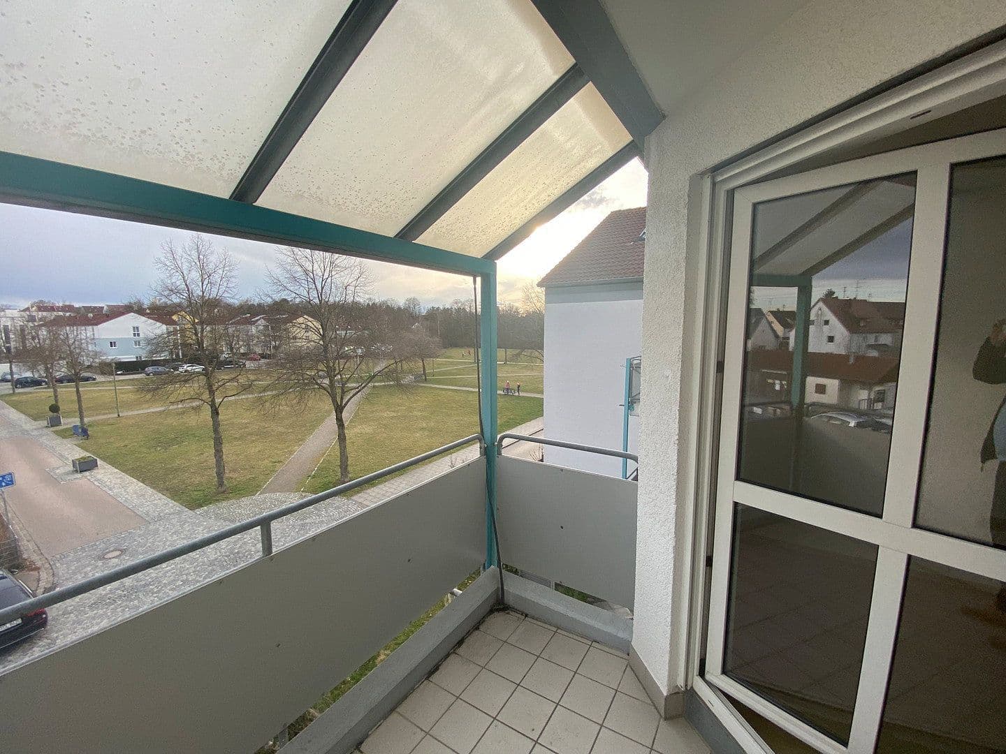 Prenájom bytu 3-izbový 90 m², Rostocker Weg 1, Gersthofen, Bavorsko Prenájom bytu 3-izbový 90 m², Rostocker Weg 1, Gersthofen, Bavorsko