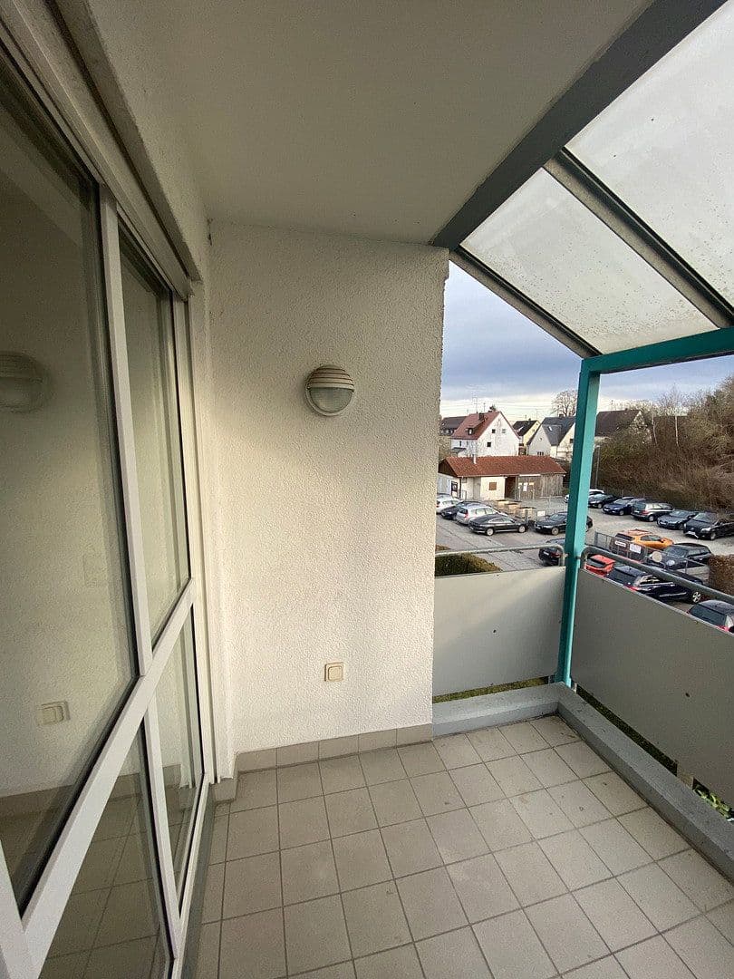 Prenájom bytu 3-izbový 90 m², Rostocker Weg 1, Gersthofen, Bavorsko Prenájom bytu 3-izbový 90 m², Rostocker Weg 1, Gersthofen, Bavorsko