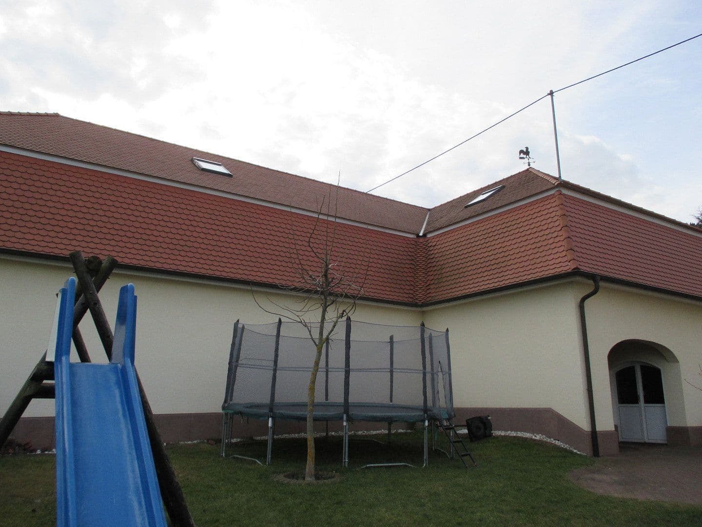 Predaj domu 1.315 m², pozemok 906 m², Wehr, Porýnie-Falcko Predaj domu 1.315 m², pozemok 906 m², Wehr, Porýnie-Falcko