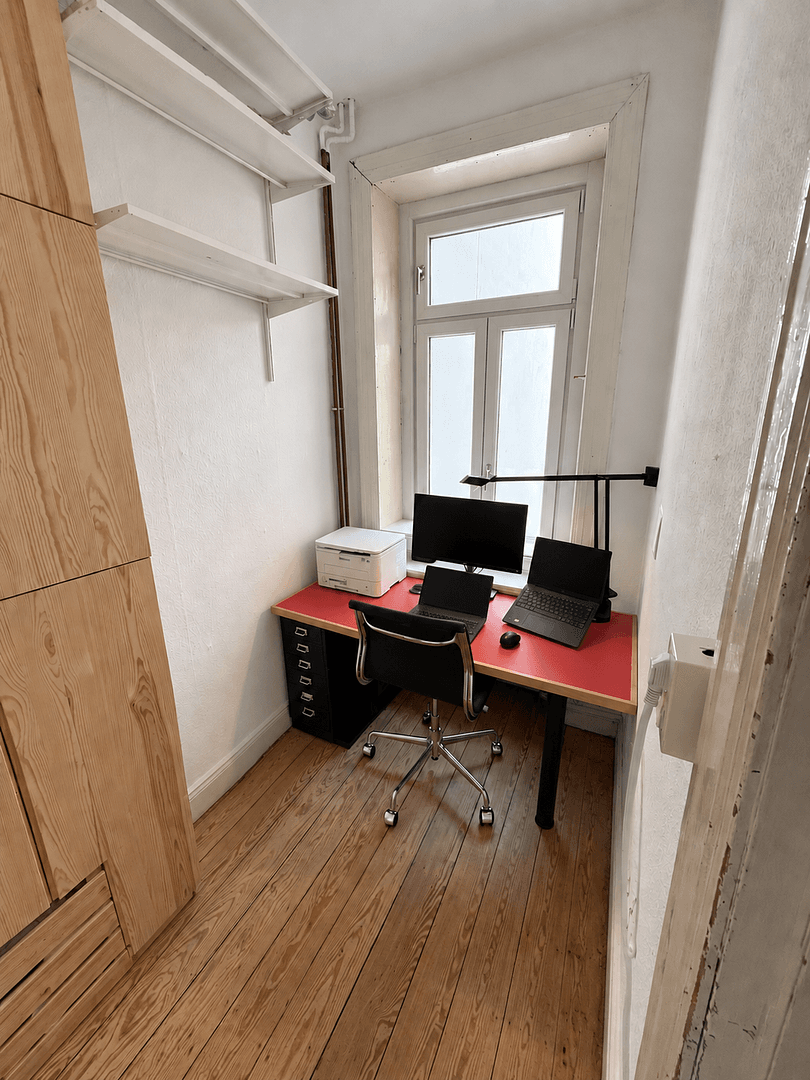 Prenájom bytu 4-izbový 100 m², Pilatuspool 11, Hamburg, Hamburg Prenájom bytu 4-izbový 100 m², Pilatuspool 11, Hamburg, Hamburg