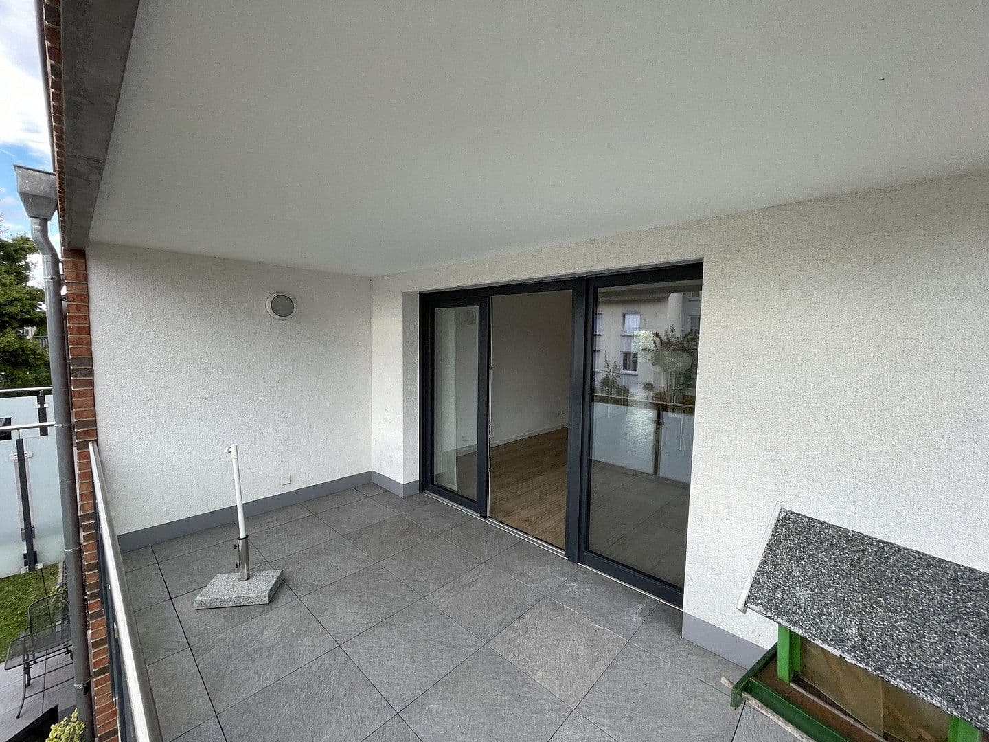 Prenájom bytu 3-izbový 96 m², Schillerstraße 2, Stadthagen, Dolné Sasko Prenájom bytu 3-izbový 96 m², Schillerstraße 2, Stadthagen, Dolné Sasko